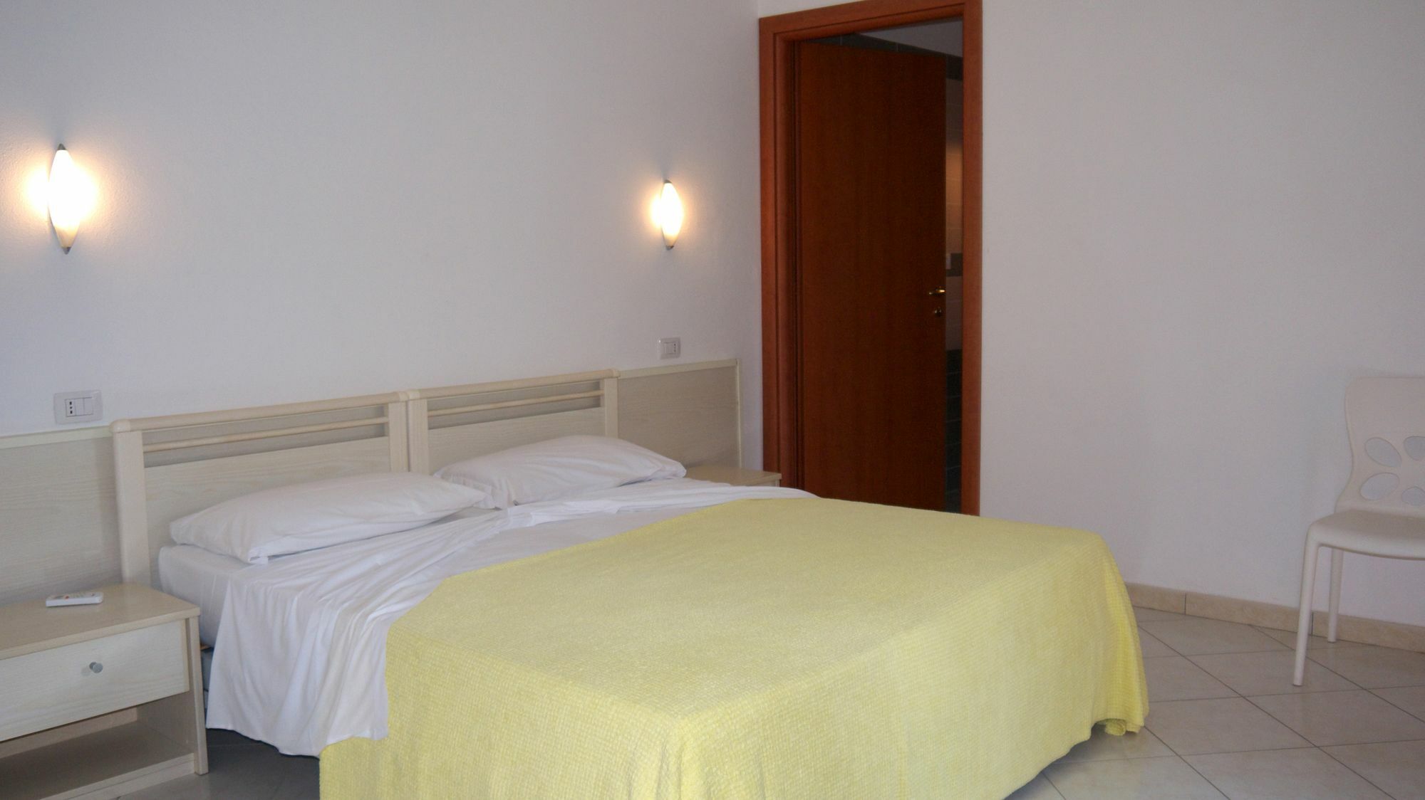 Appartamenti Iris Villasimius Exterior foto